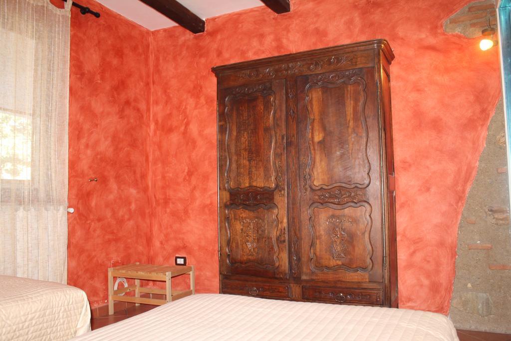 Casa Vacanze Borgo Borghese Sant'Alessio Siculo Bilik gambar