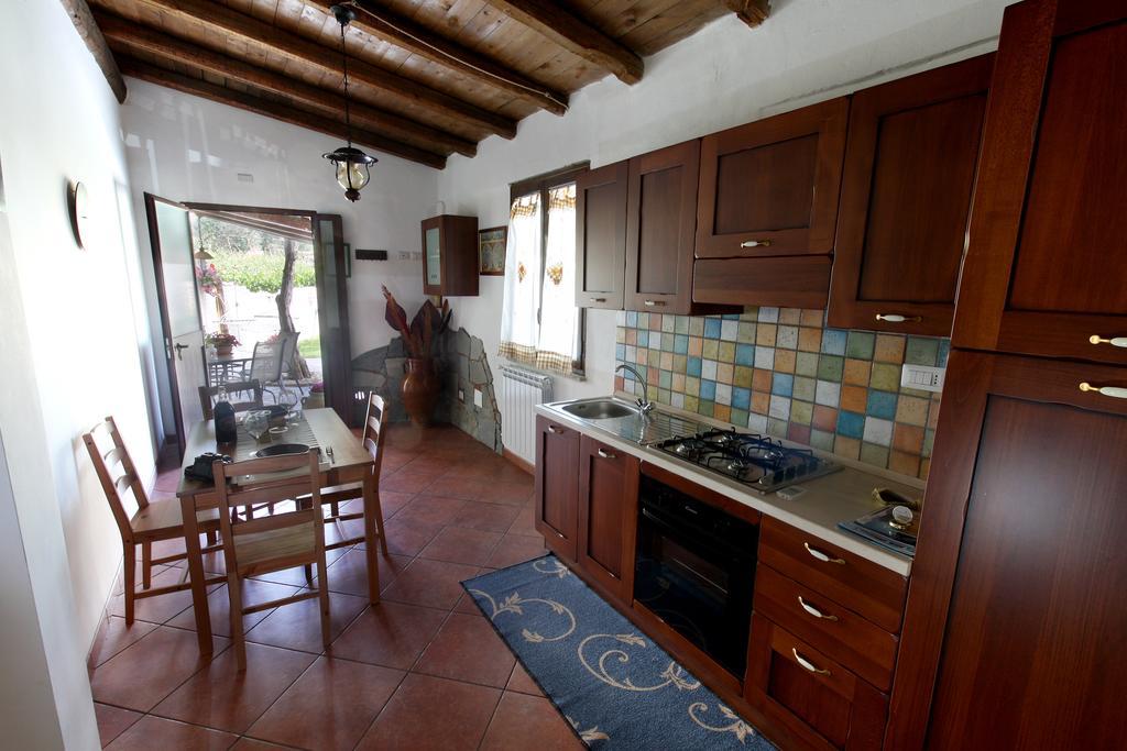 Casa Vacanze Borgo Borghese Sant'Alessio Siculo Bilik gambar