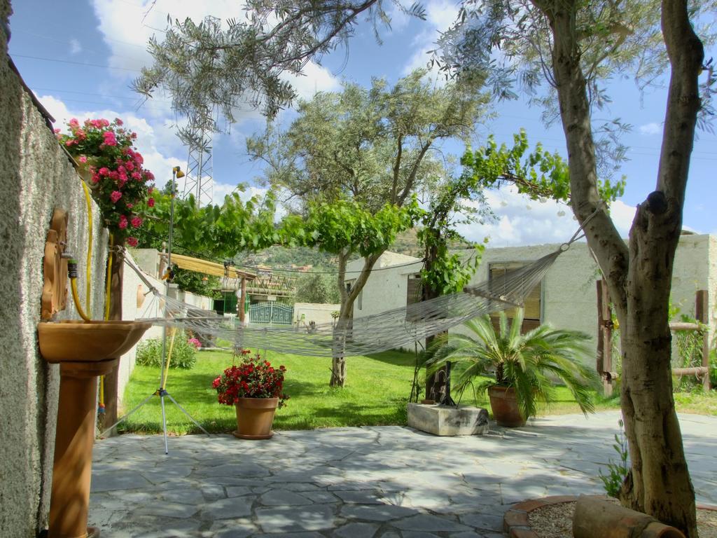 Casa Vacanze Borgo Borghese Sant'Alessio Siculo Luaran gambar